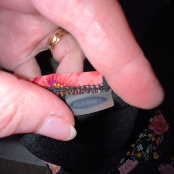 Old Navy bikini black top with floral bottom Sm bottom Med top - Picture 7 of 10